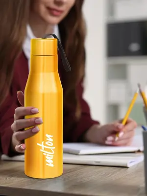 Super Stainless Steel Water Bottle Yellow Colour (750 ml) 