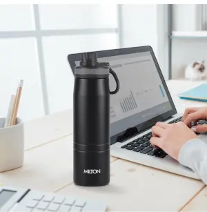 Sparkle 900 Thermosteel Water Bottle with Easy Sip Cap and Handle, 920 ml, Vacuum Insulated Stainless Steel, Hot and Cold, On The Go Bottle for Office College, Black
