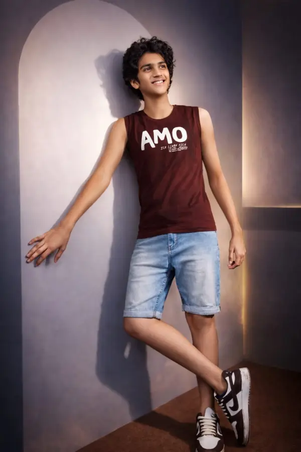 Mmco T-shirt size 24 to 34