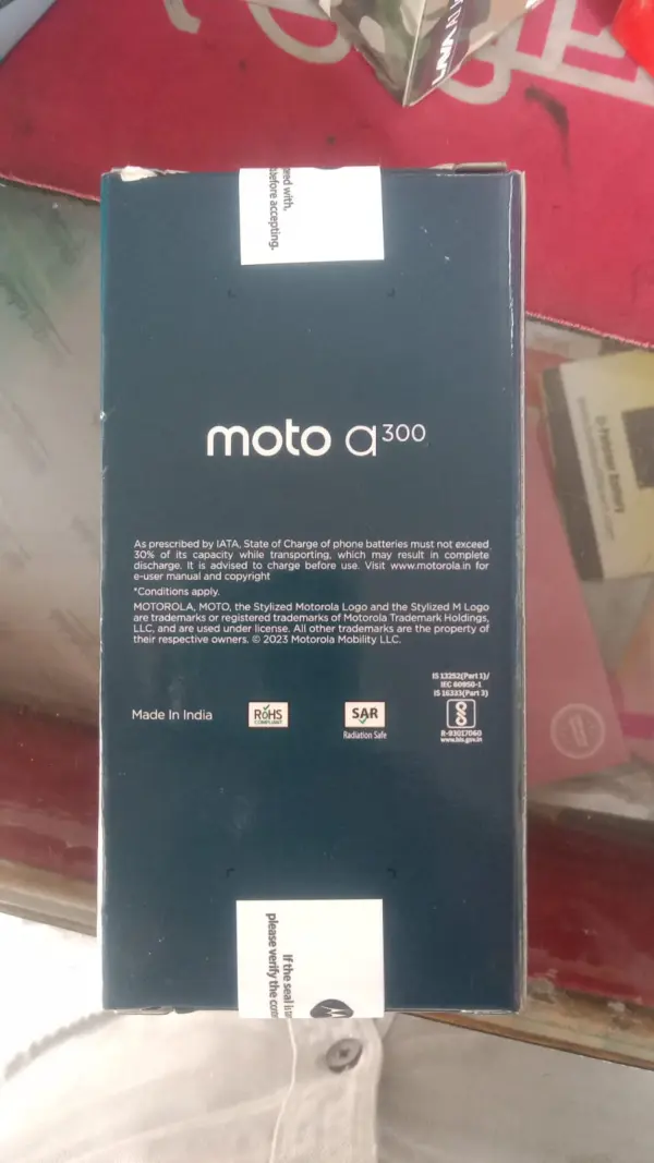 Motorola Moto A300. Mobile ( Super bass Earphones free) 