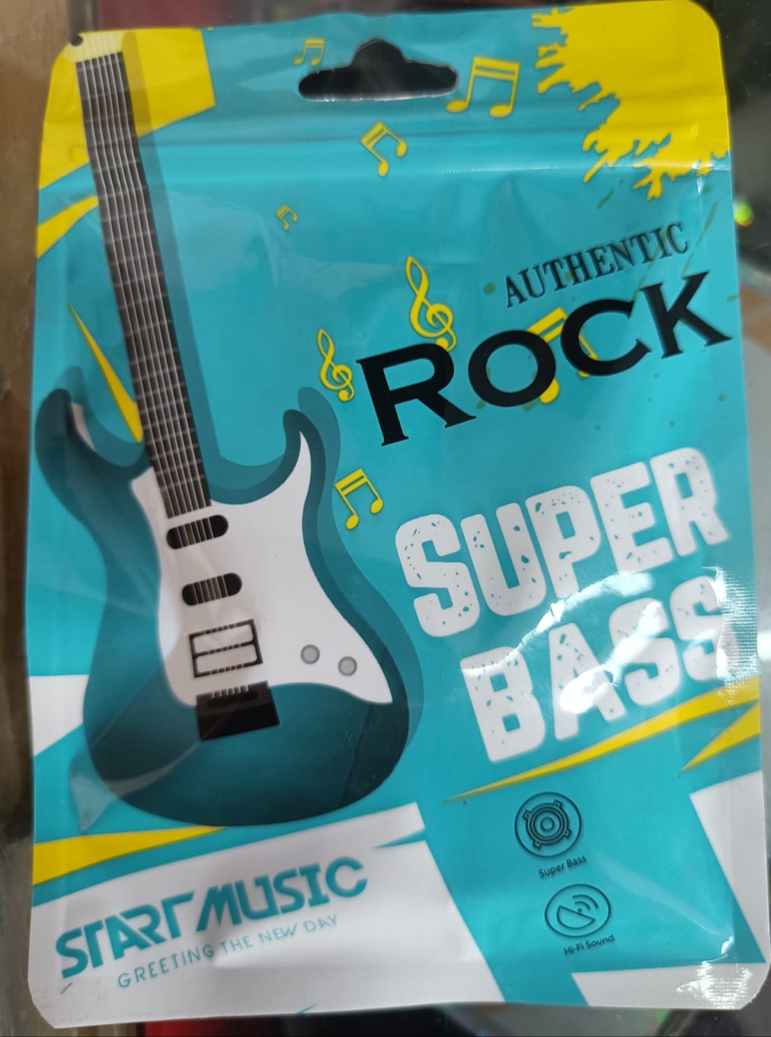 Motorola Moto A300. Mobile ( Super bass Earphones free) 